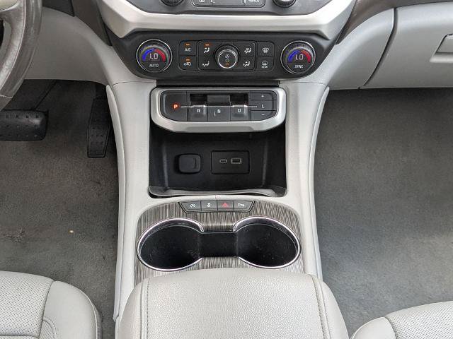 Used 2020 GMC Acadia SLT FWD image 21