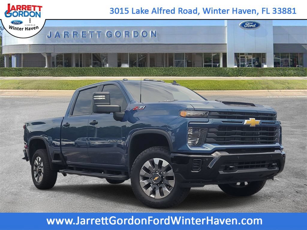 Used 2026 Chevrolet Silverado 2500 Custom w/ Custom Value Package AWD/4WD image 1