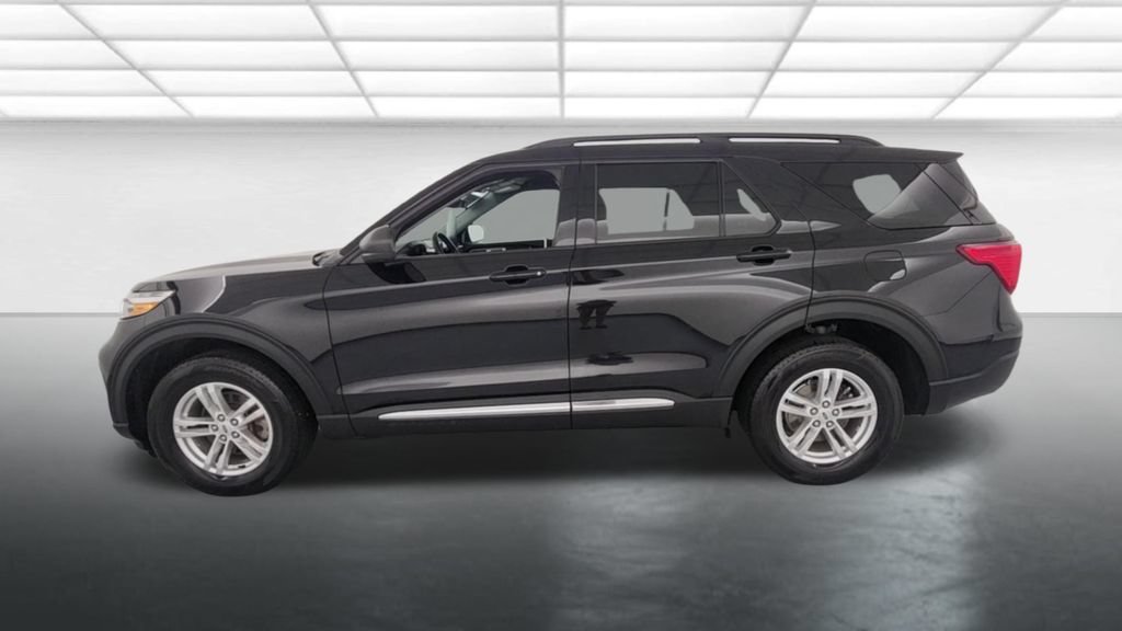 Certified 2023 Ford Explorer XLT AWD/4WD image 5
