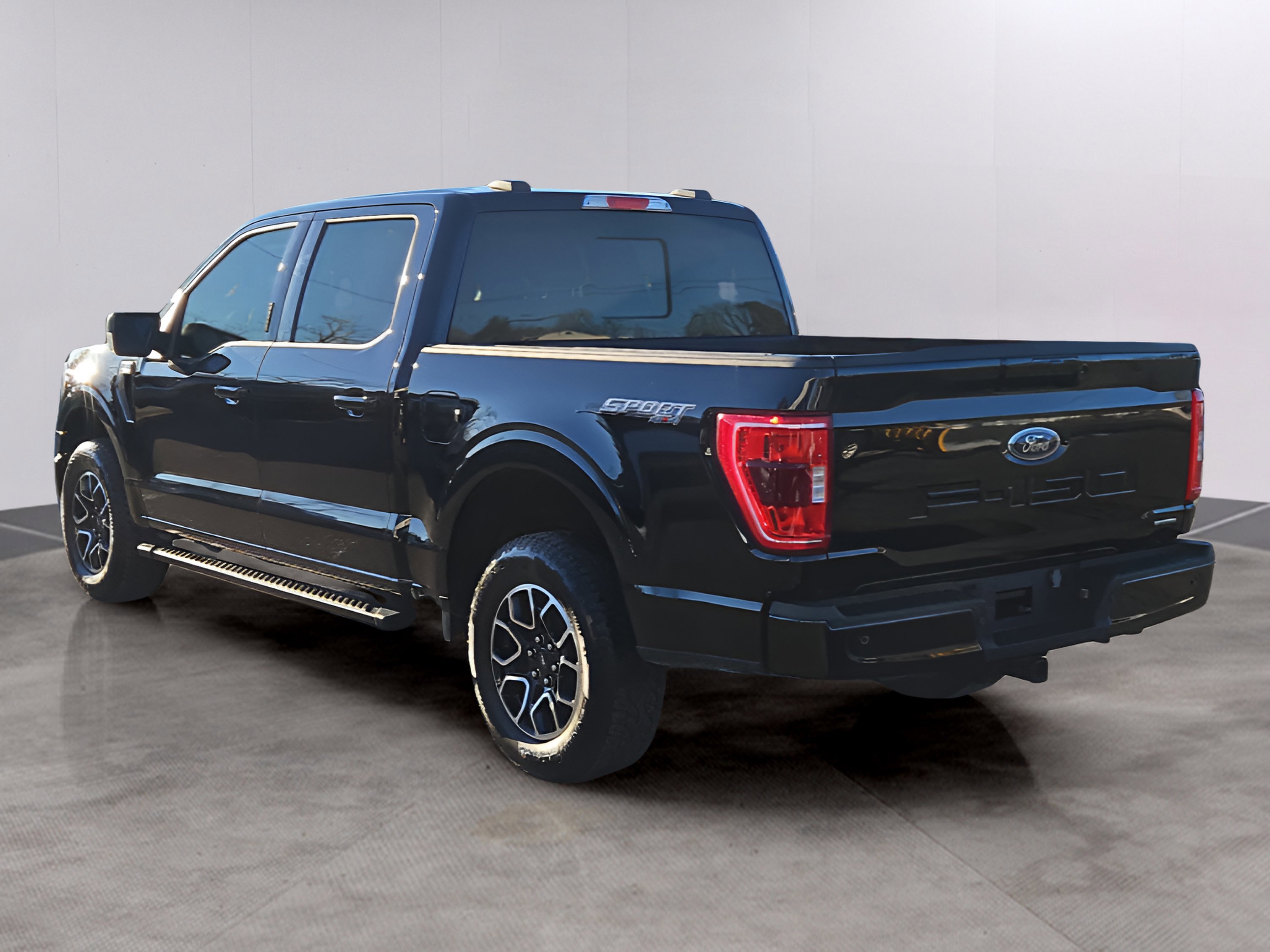 Certified 2023 Ford F150 XLT w/ Equipment Group 302A High image 2