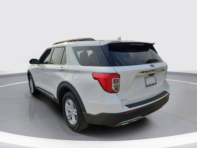 Certified 2024 Ford Explorer XLT w/ Equipment Group 202A AWD/4WD image 4