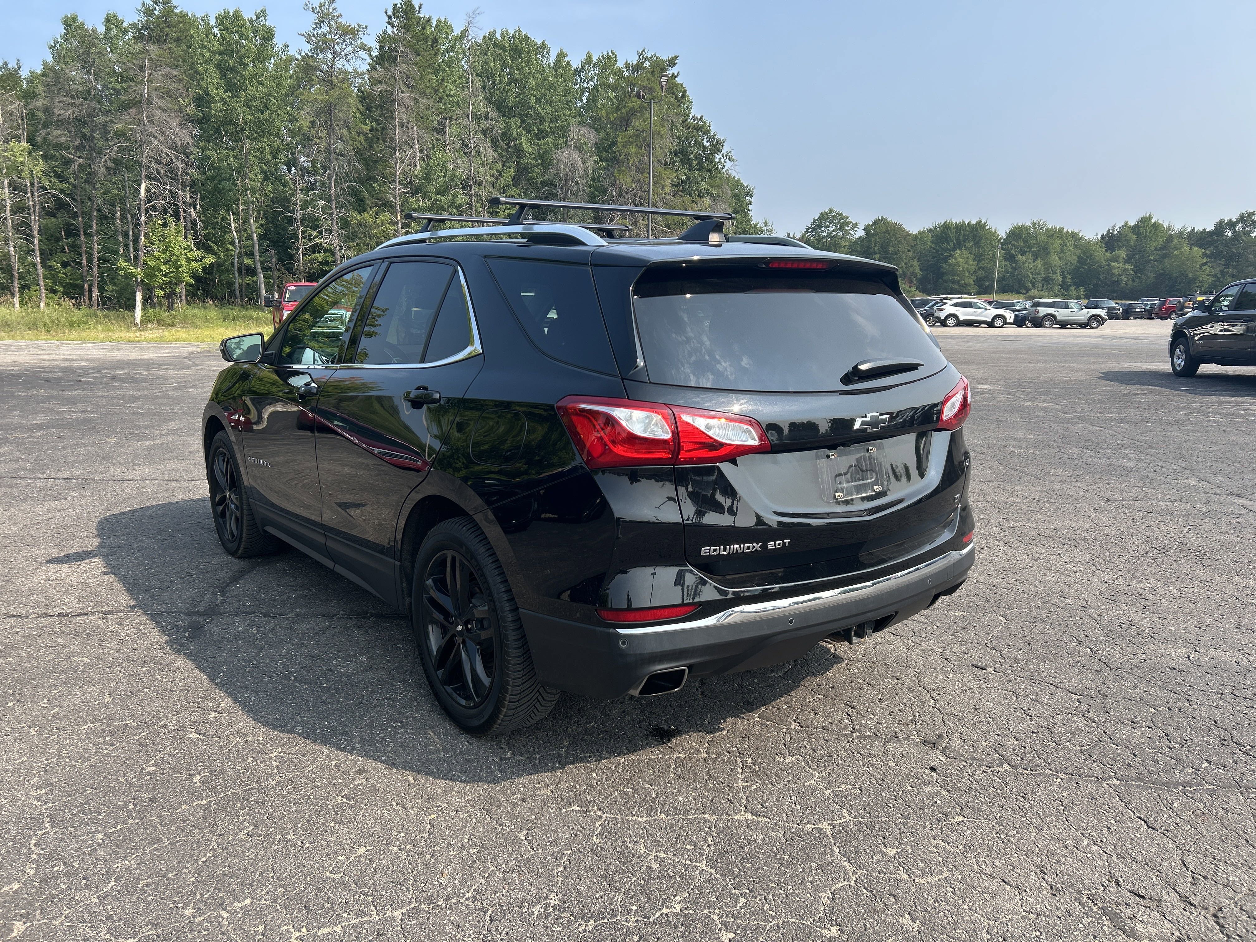 Used 2020 Chevrolet Equinox LT w/ Midnight Edition image 6
