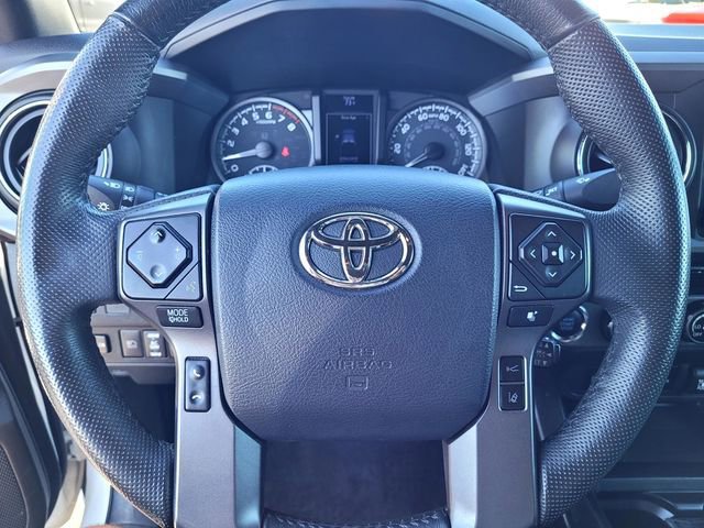 Used 2020 Toyota Tacoma TRD Off-Road w/ Technology Package image 25