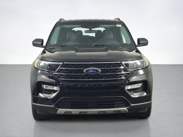 Certified 2023 Ford Explorer XLT w/ Equipment Group 202A AWD/4WD image 8