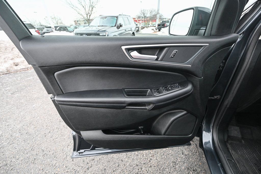 Certified 2024 Ford Edge SEL w/ Convenience Package image 24