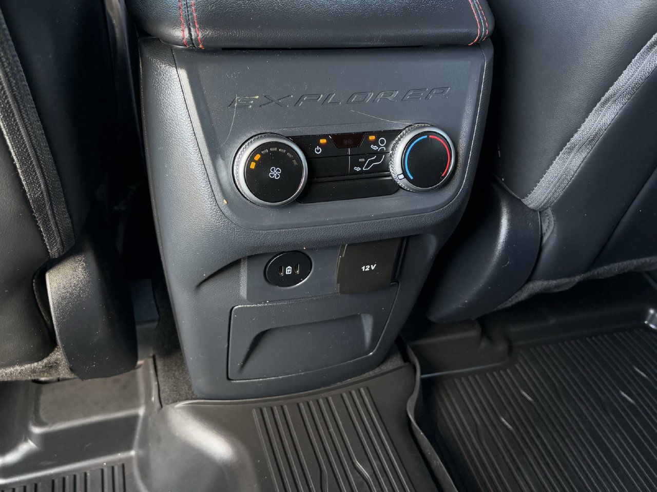 Certified 2025 Ford Explorer ST-Line AWD/4WD image 22