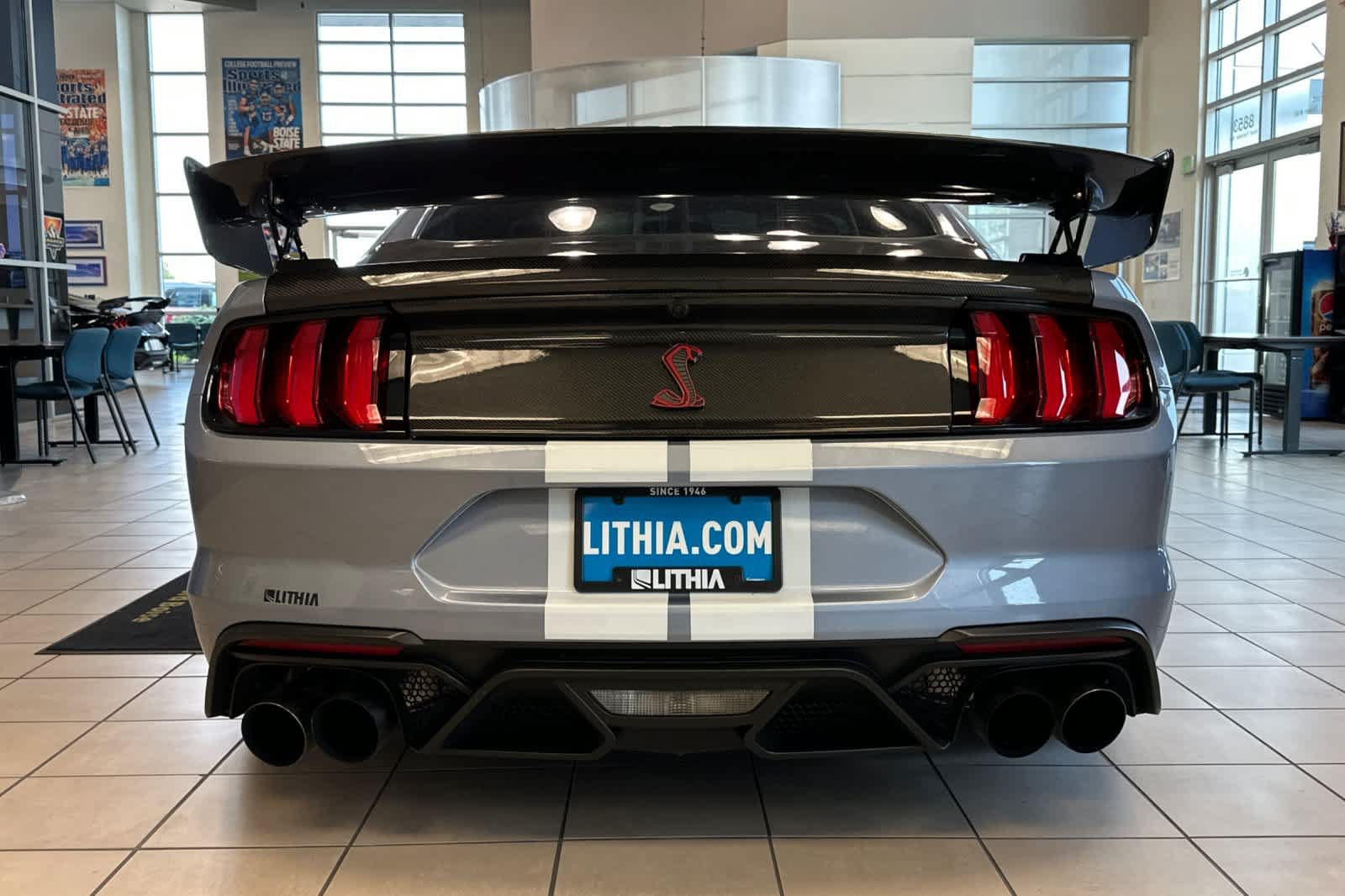 Certified 2022 Ford Mustang Shelby GT500 w/ Technology Package RWD image 6