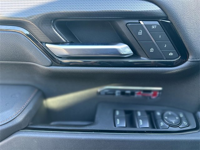 Used 2025 GMC Sierra 1500 AT4 w/ AT4 Premium Package image 14