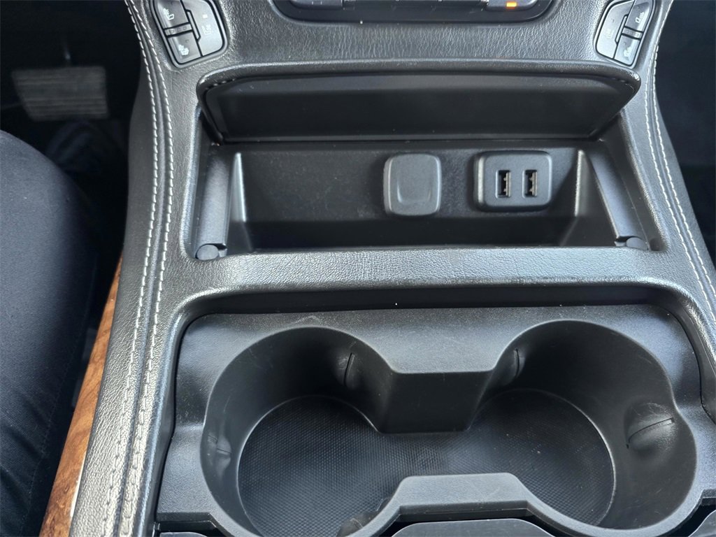 Used 2019 Chevrolet Tahoe Premier w/ Premier Plus Edition image 28