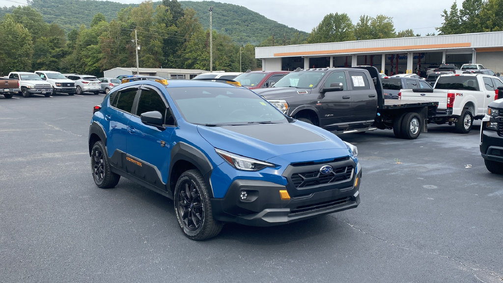 Used 2024 Subaru Crosstrek 2.5i Wilderness w/ Wilderness Package AWD/4WD image 3