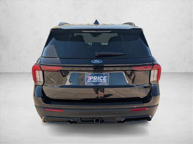 Certified 2025 Ford Explorer ST-Line image 6