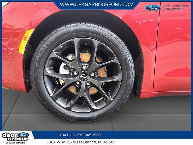 Used 2025 Chrysler Pacifica Limited FWD image 7