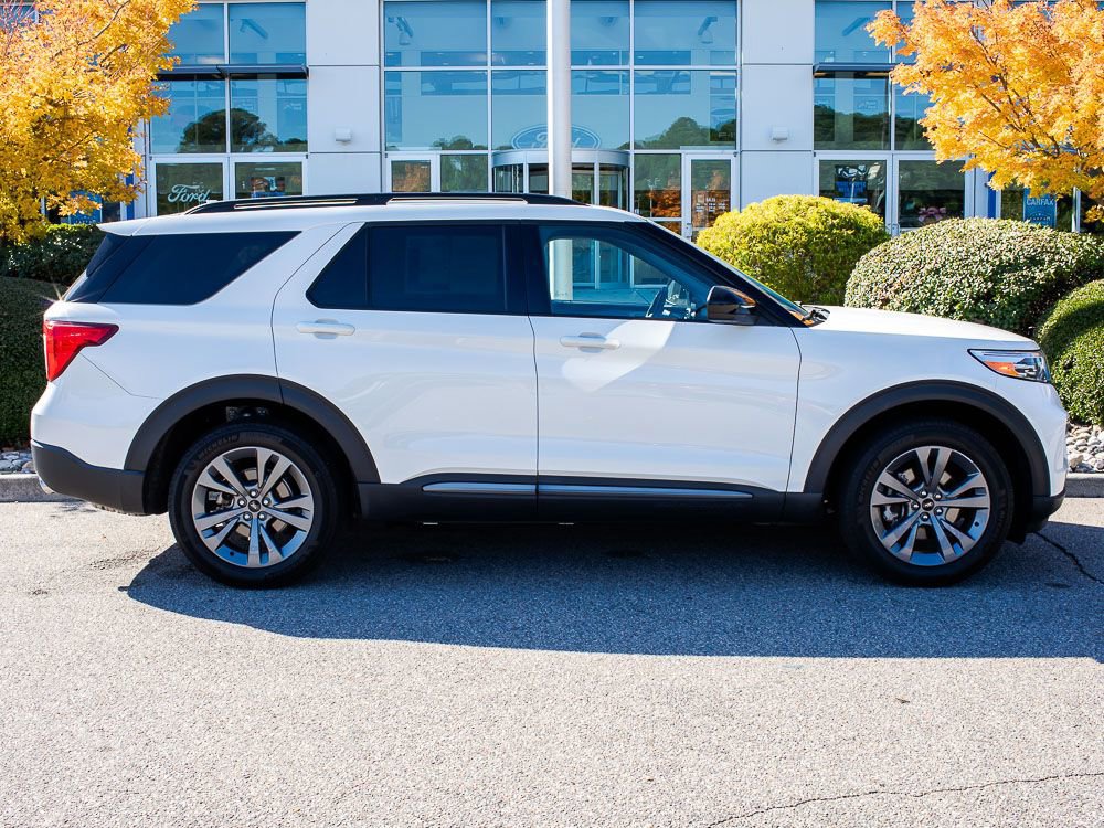 Certified 2022 Ford Explorer XLT w/ Equipment Group 202A
