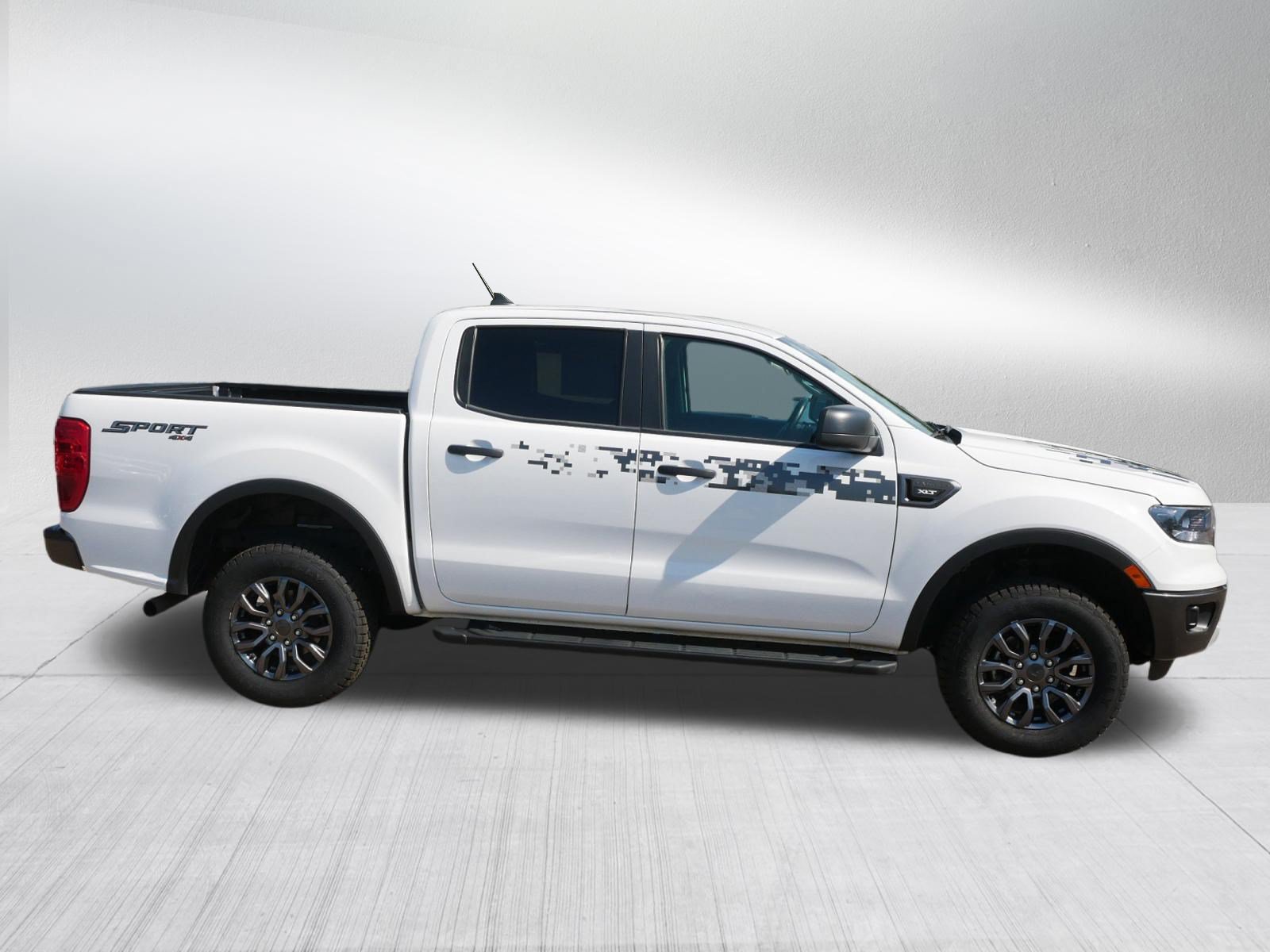 Certified 2022 Ford Ranger XLT w/ Equipment Group 301A Mid AWD/4WD image 8