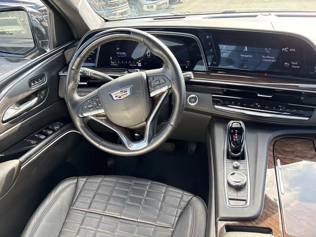 Used 2024 Cadillac Escalade Sport Platinum w/ Heavy-Duty Trailer Package image 15