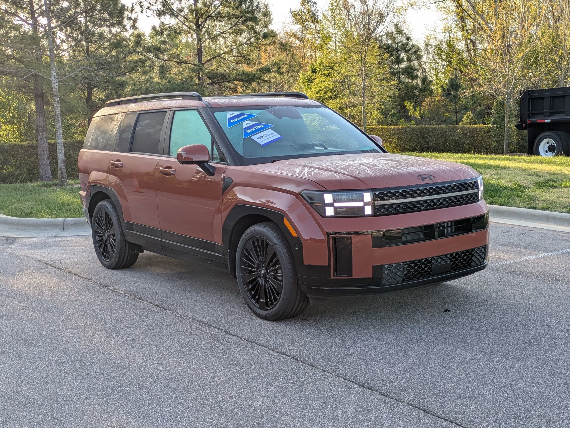 Used 2025 Hyundai Santa Fe Calligraphy image 8