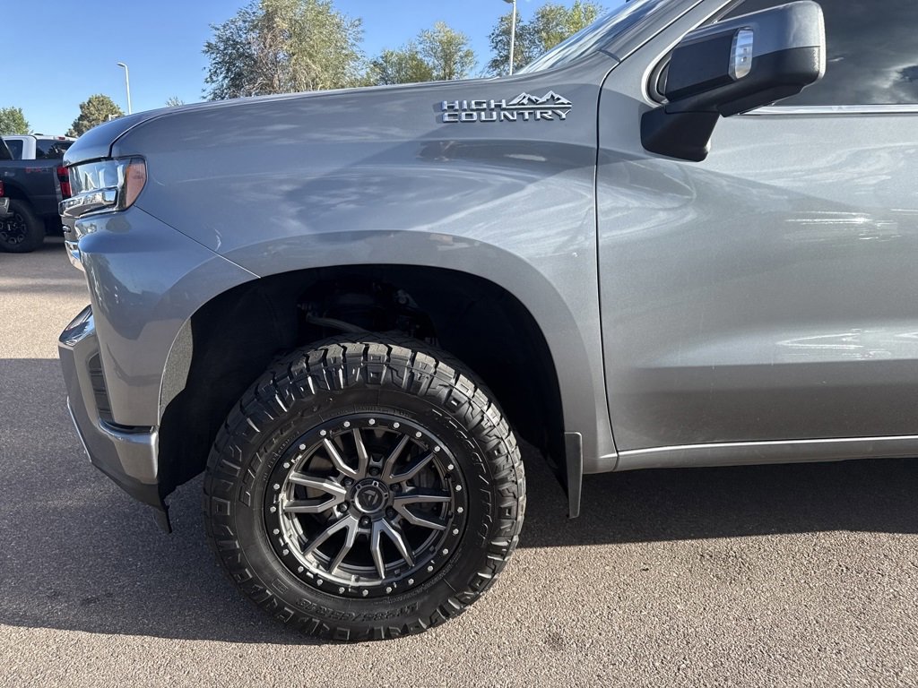 Used 2020 Chevrolet Silverado 1500 High Country w/ Technology Package image 29