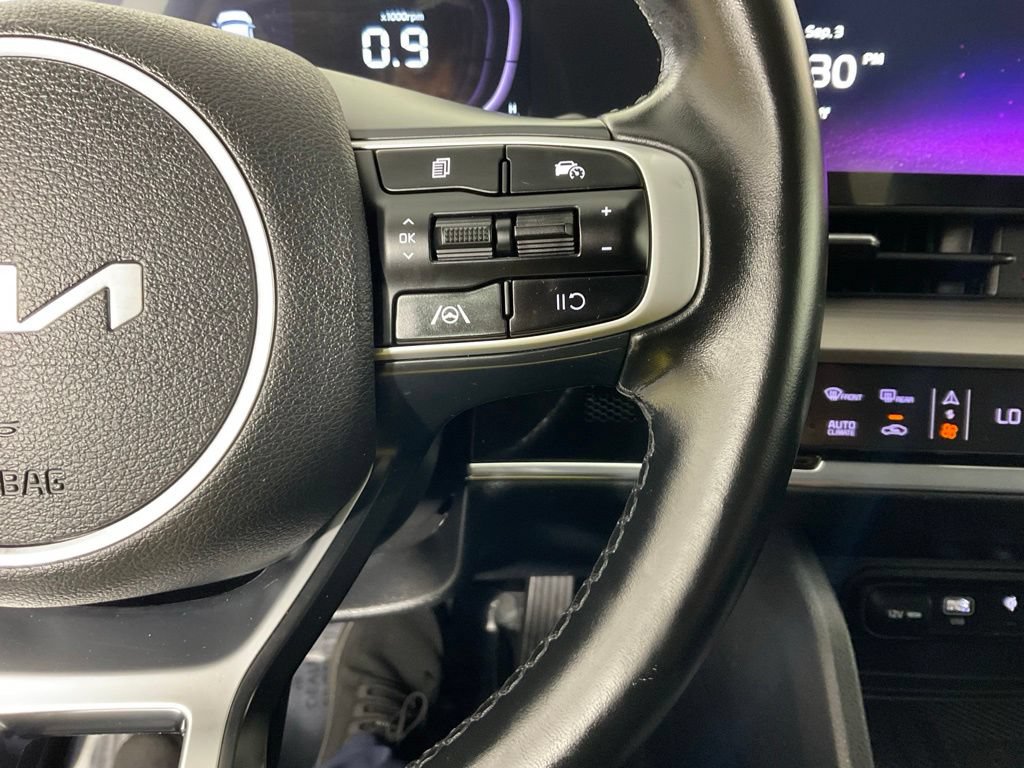 Used 2023 Kia Sportage EX FWD image 24
