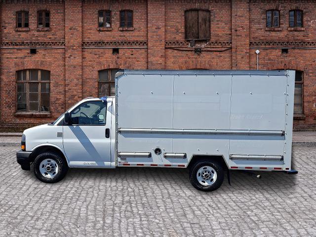 Used 2021 GMC Savana 3500 w/ Power Convenience Package RWD image 7