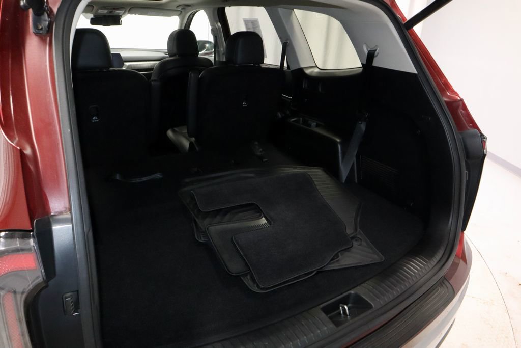 Used 2023 Kia Telluride EX w/ EX Captain's Chair Package FWD image 15