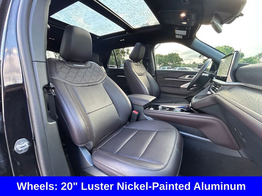 Certified 2025 Ford Explorer Platinum w/ Ultimate Package AWD/4WD image 29