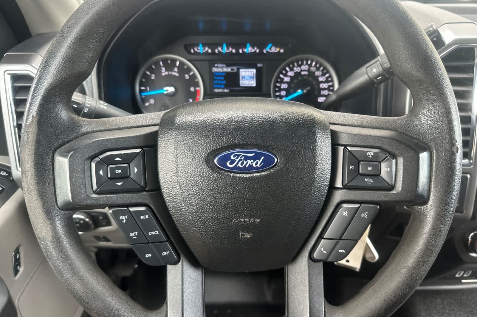 Certified 2017 Ford F250 XLT w/ XLT Premium Package AWD/4WD image 21