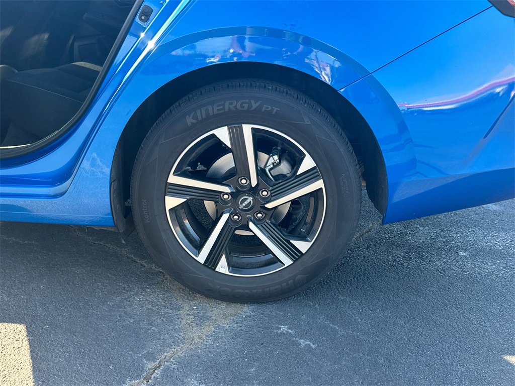 Used 2024 Nissan Sentra SV image 19