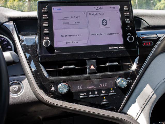Used 2022 Toyota Camry XLE FWD image 19