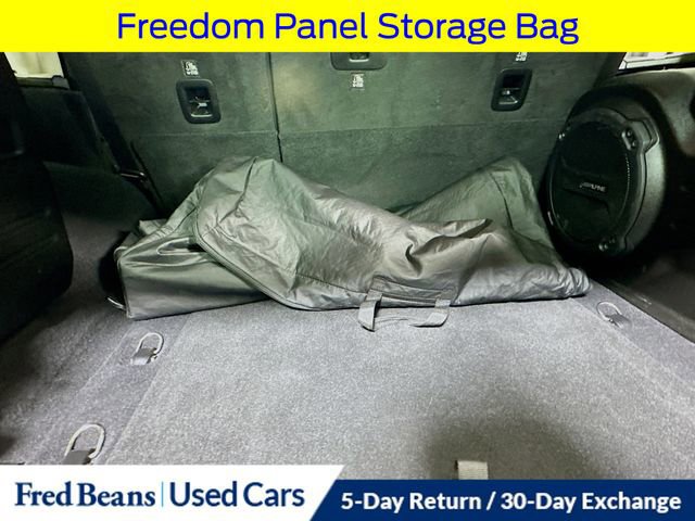 Used 2022 Jeep Wrangler Unlimited Sahara w/ Cold Weather Group image 31