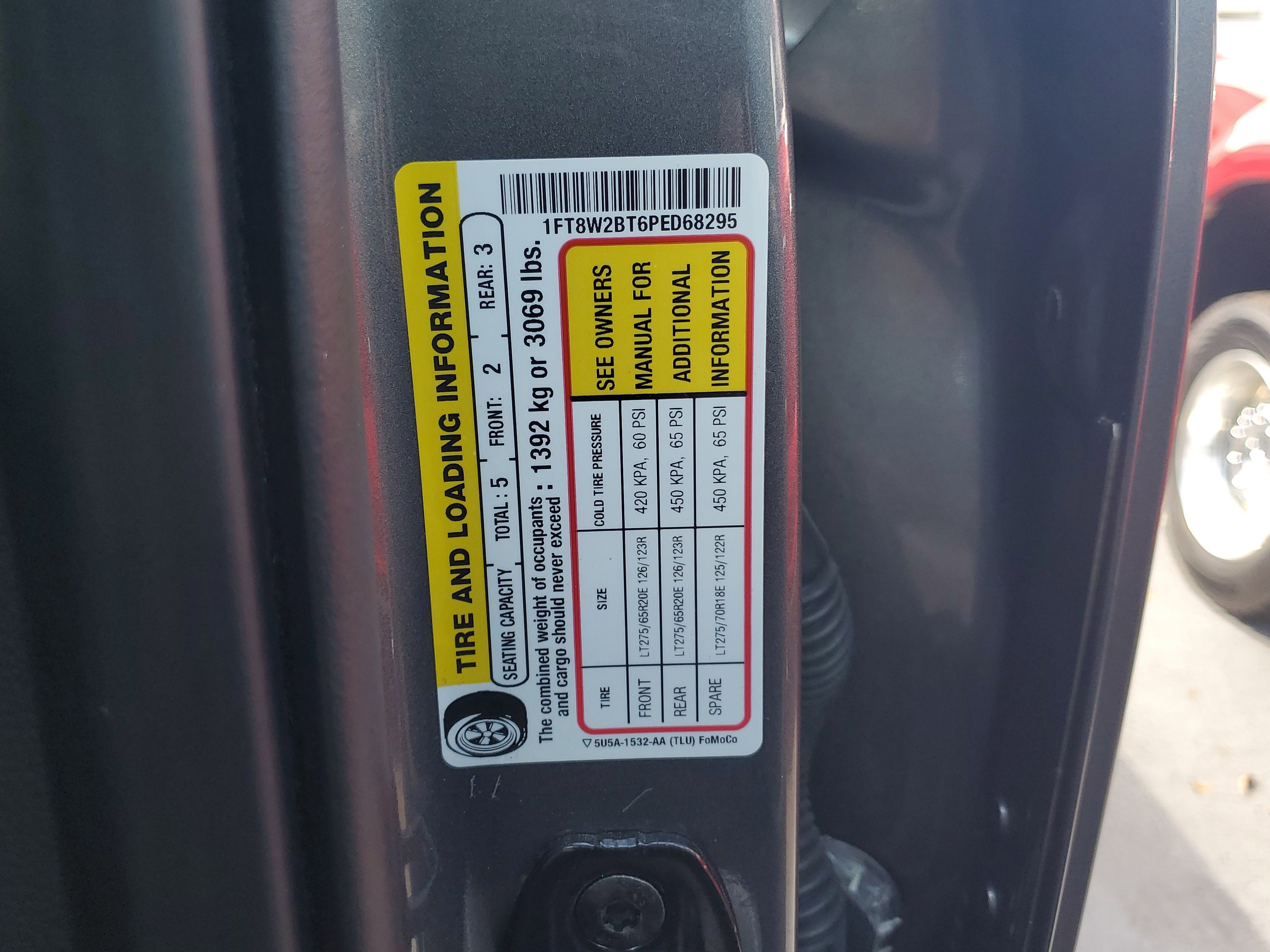 Certified 2023 Ford F250 Platinum image 32