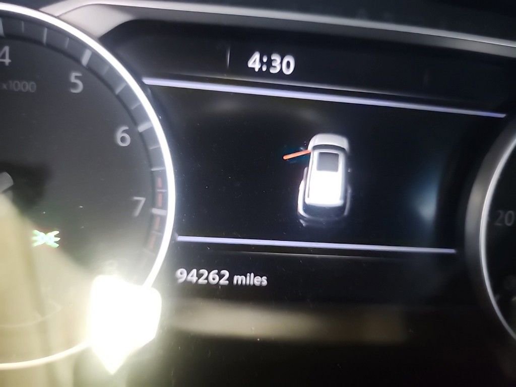 Used 2022 Nissan Pathfinder SL w/ SL Premium Package image 3