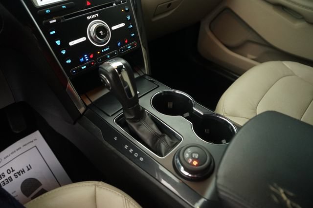 Certified 2018 Ford Explorer Limited AWD/4WD image 30