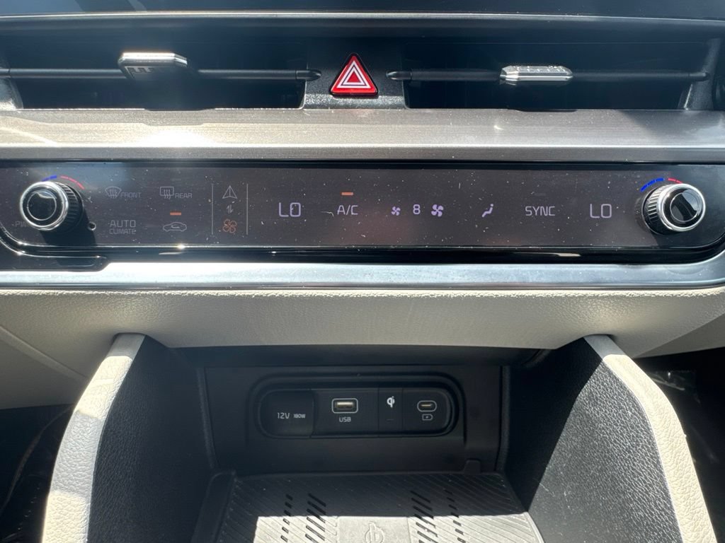 Used 2023 Kia Sportage EX FWD image 24