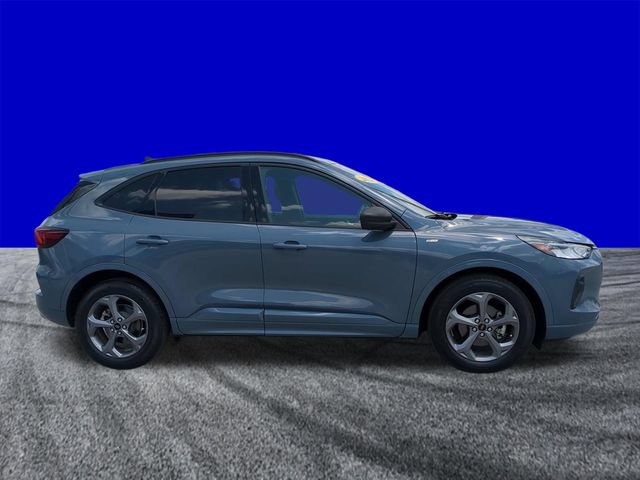 Certified 2023 Ford Escape ST-Line w/ Tech Pack #1 FWD image 3