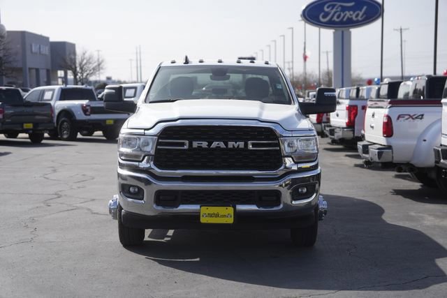 Used 2024 RAM 3500 Big Horn image 6