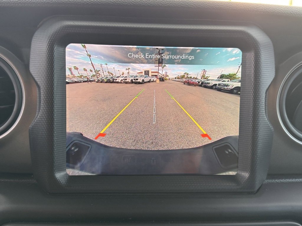 Used 2023 Jeep Gladiator Willys image 26