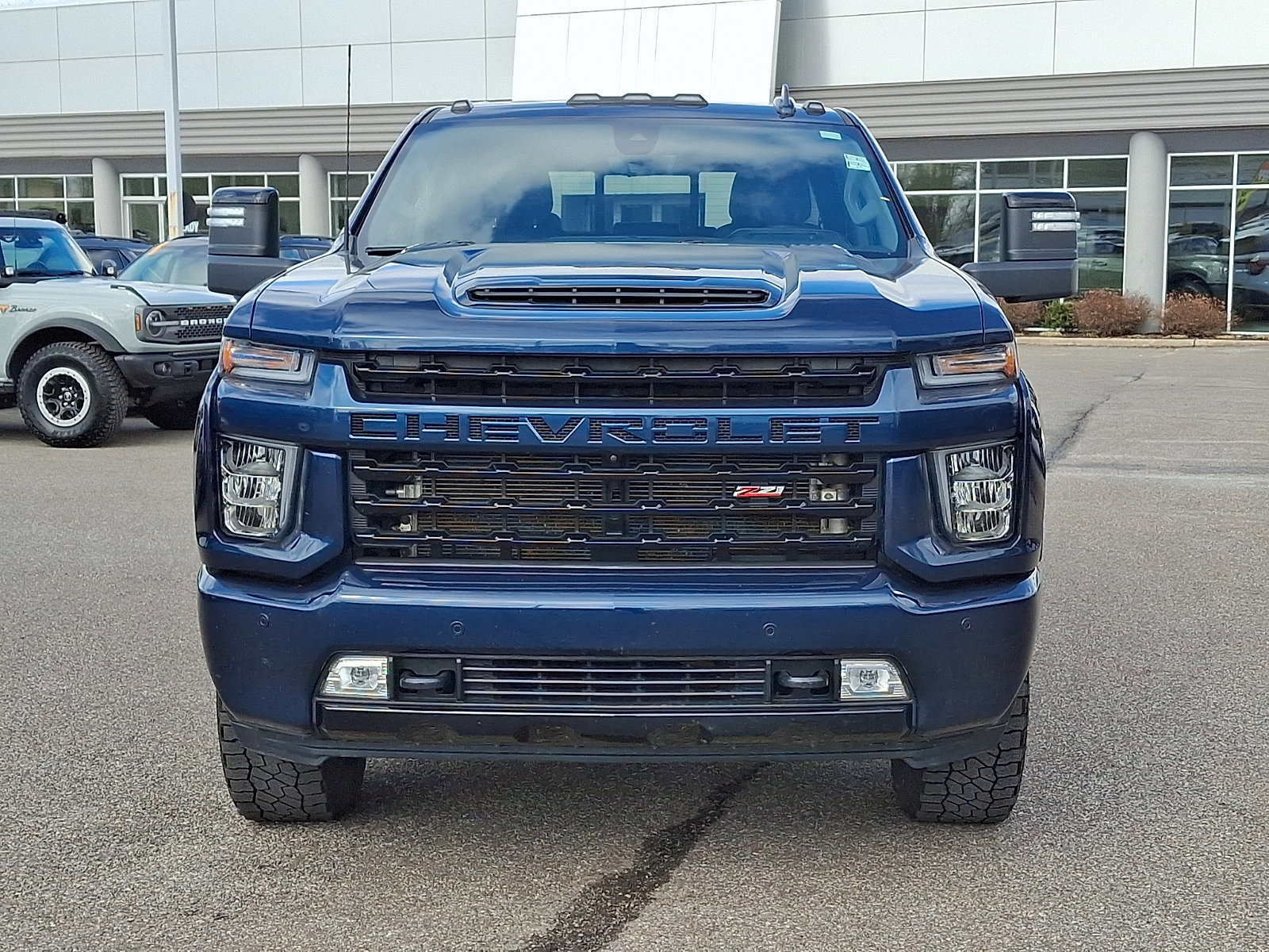 Used 2022 Chevrolet Silverado 3500 LTZ w/ LTZ Plus Package image 13