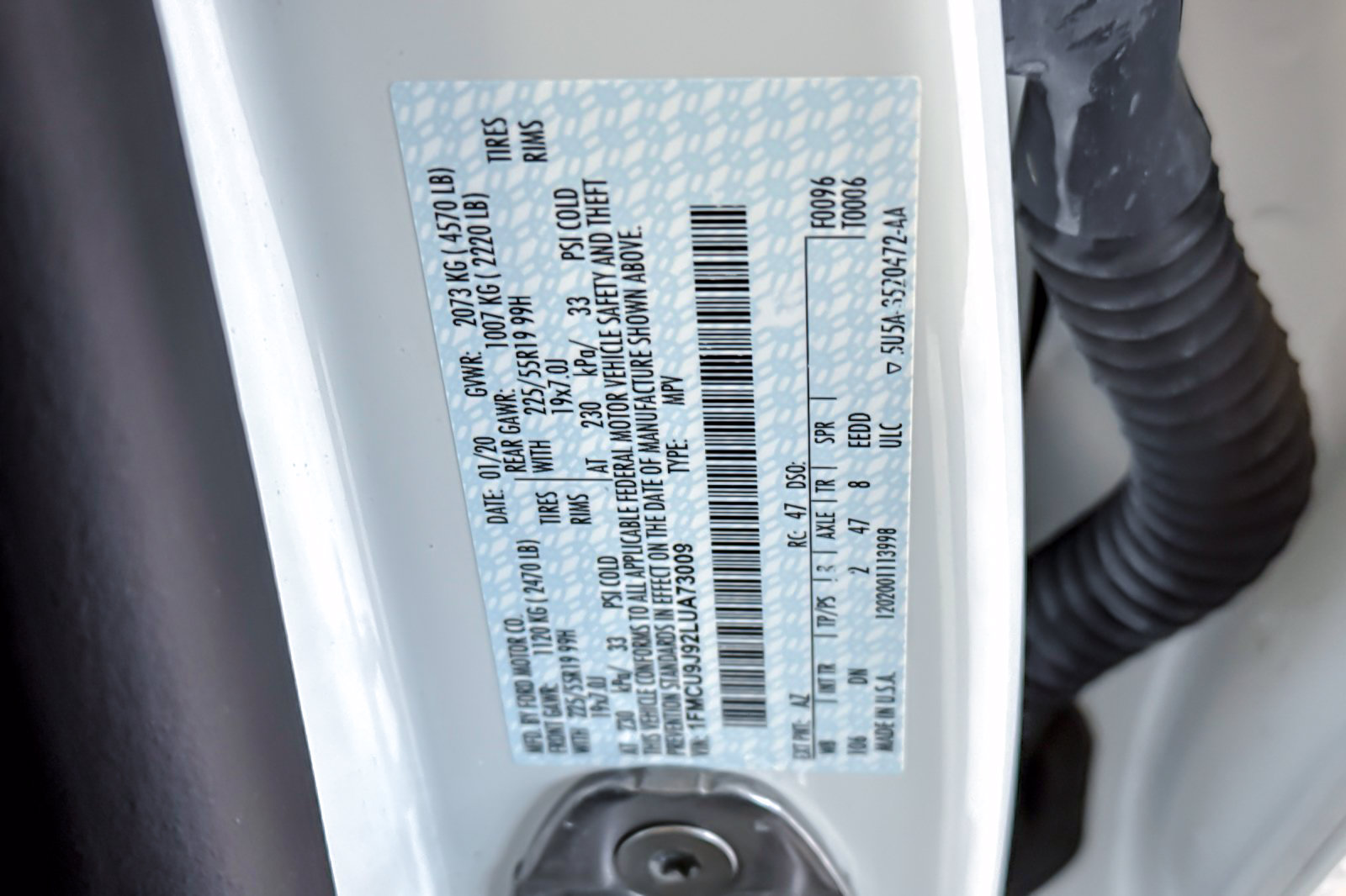 Certified 2020 Ford Escape Titanium AWD/4WD image 29