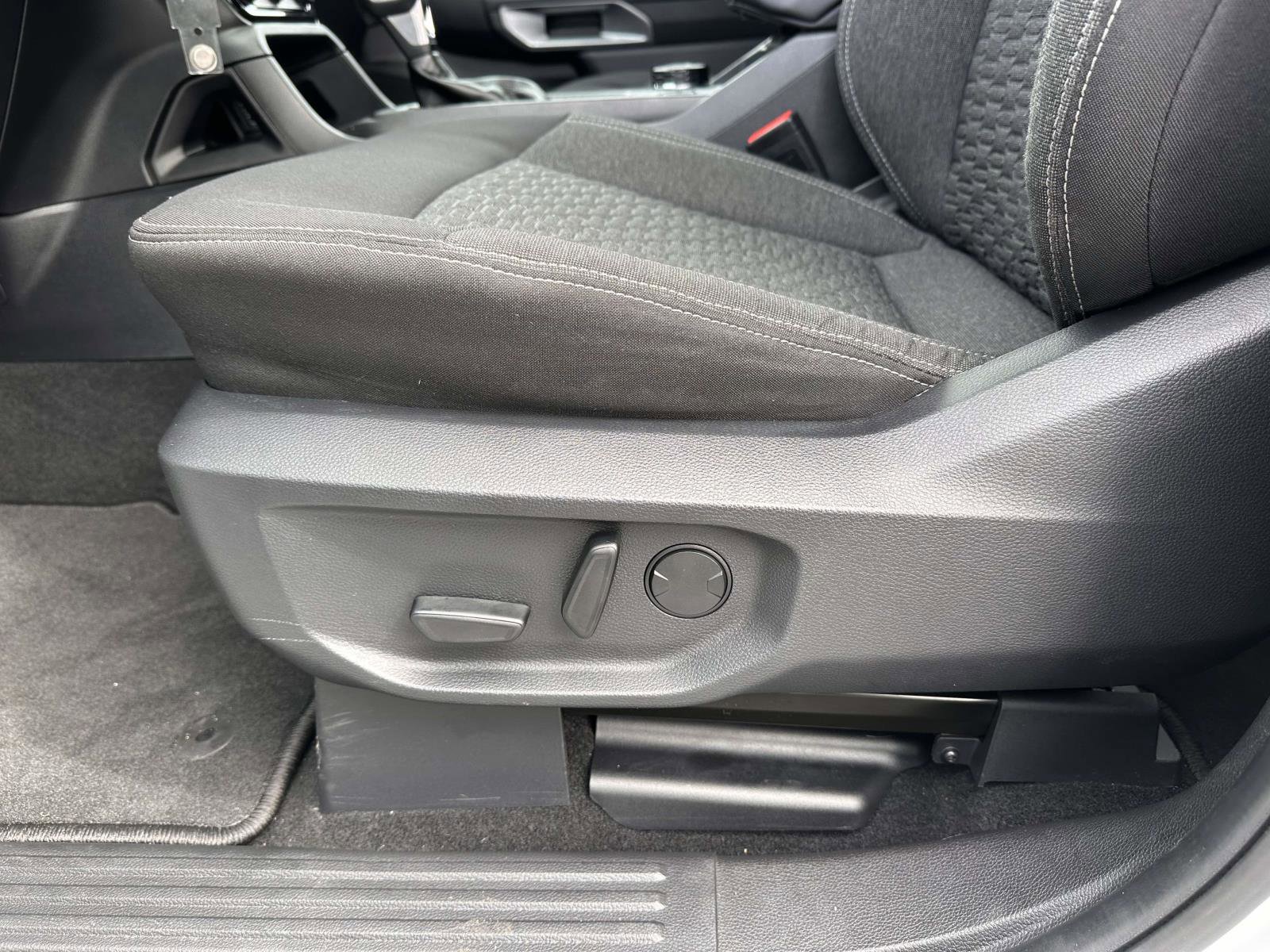 Certified 2024 Ford Ranger XLT w/ FX4 Off-Road Package image 11