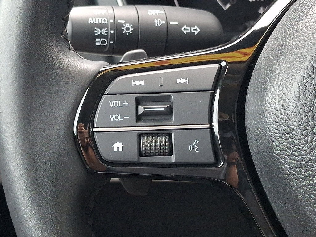 Used 2023 Honda Pilot EX-L image 23