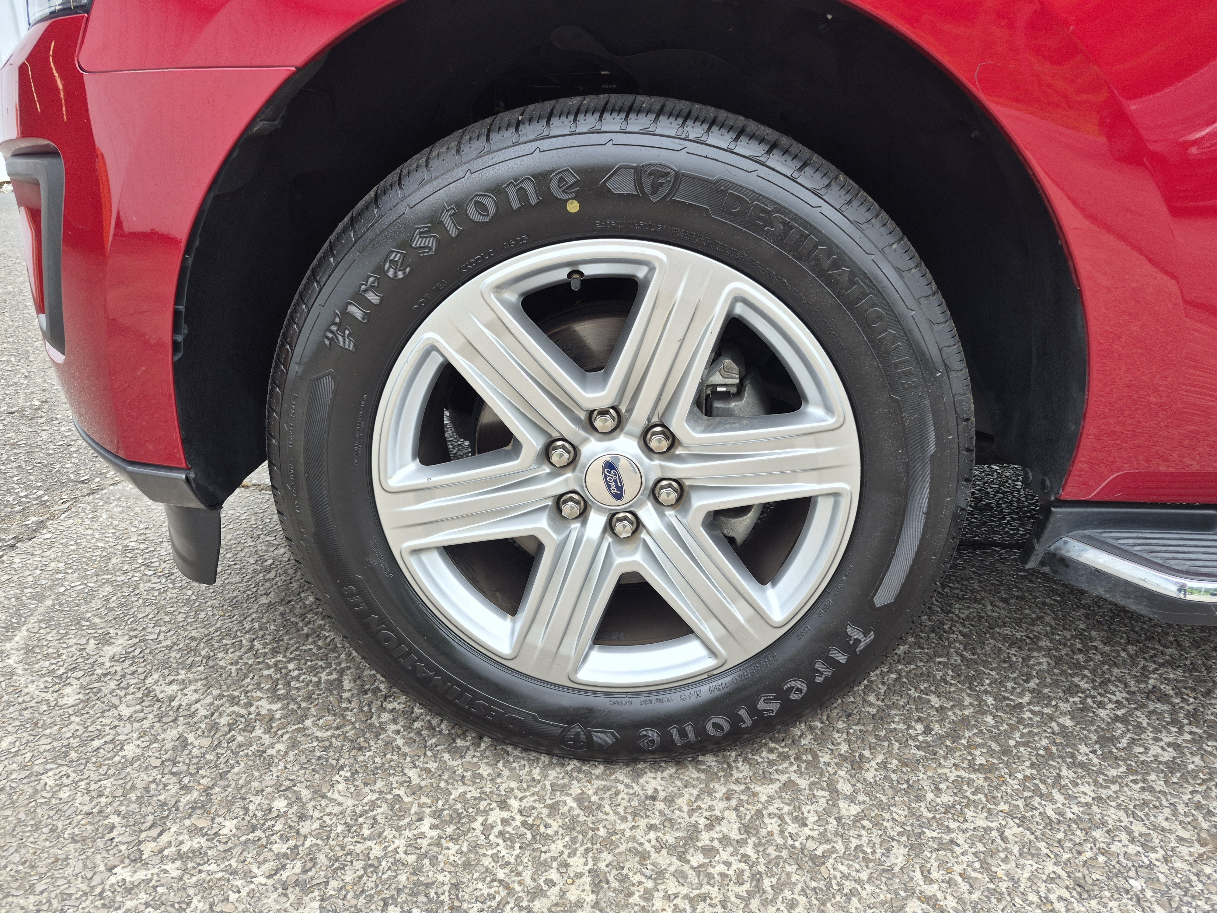 Certified 2021 Ford Expedition XLT RWD image 7