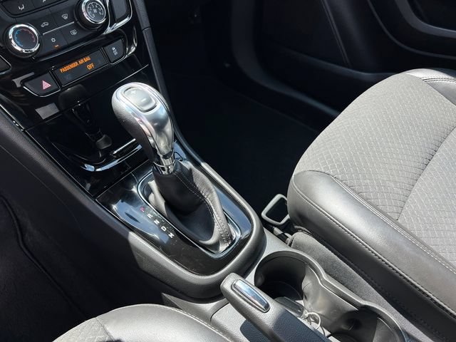 Used 2021 Buick Encore Preferred w/ Safety Package AWD/4WD image 21