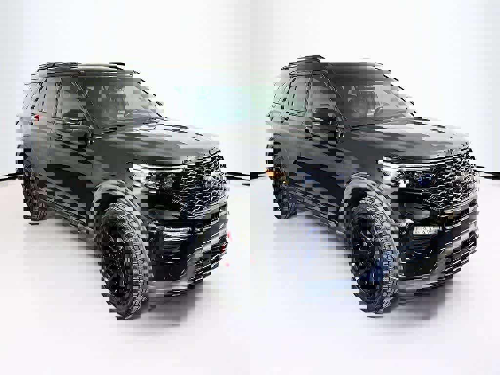 Certified 2020 Ford Explorer ST w/ ST Street Pack image 7