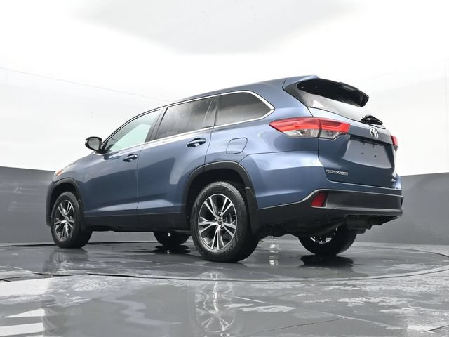 Used 2019 Toyota Highlander Plus AWD/4WD image 24