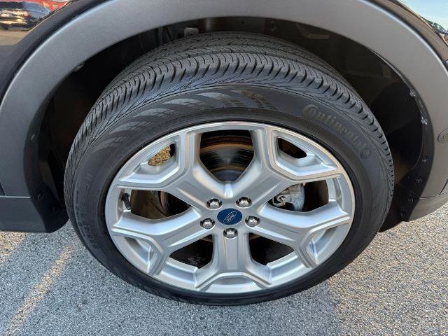 Certified 2019 Ford Escape Titanium AWD/4WD image 11