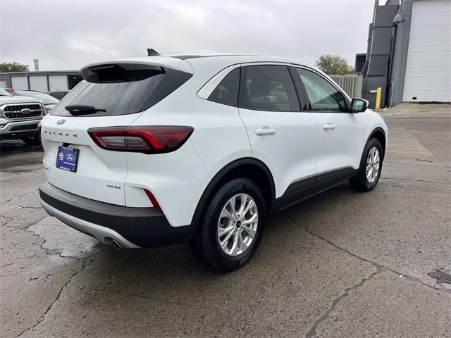 Certified 2023 Ford Escape Active image 3