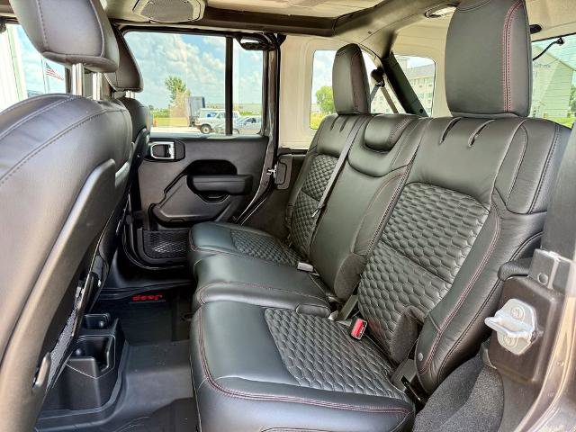 Used 2025 Jeep Wrangler Unlimited Rubicon w/ Safety Group AWD/4WD image 12