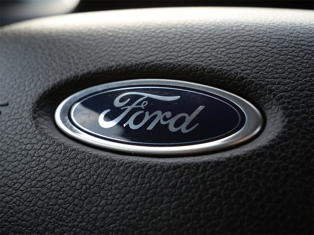 Certified 2025 Ford Ranger Lariat w/ Black Appearance Package image 27