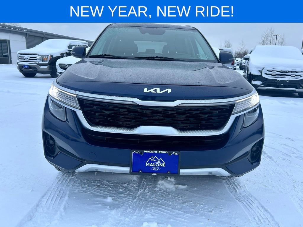 Used 2023 Kia Seltos EX image 9
