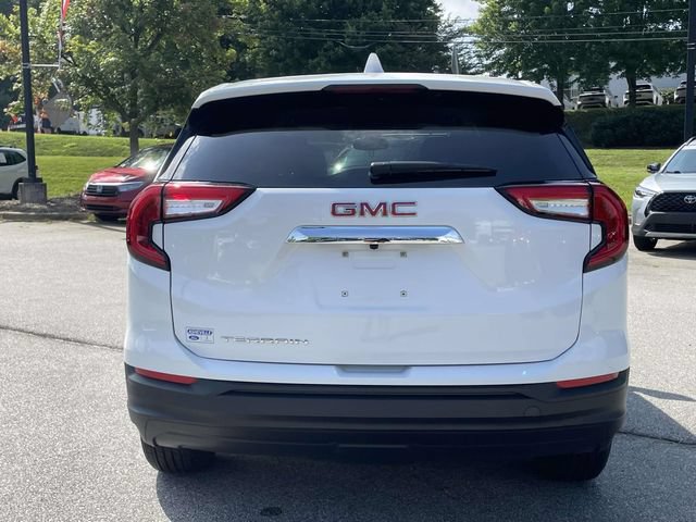 Used 2024 GMC Terrain SLE FWD image 4